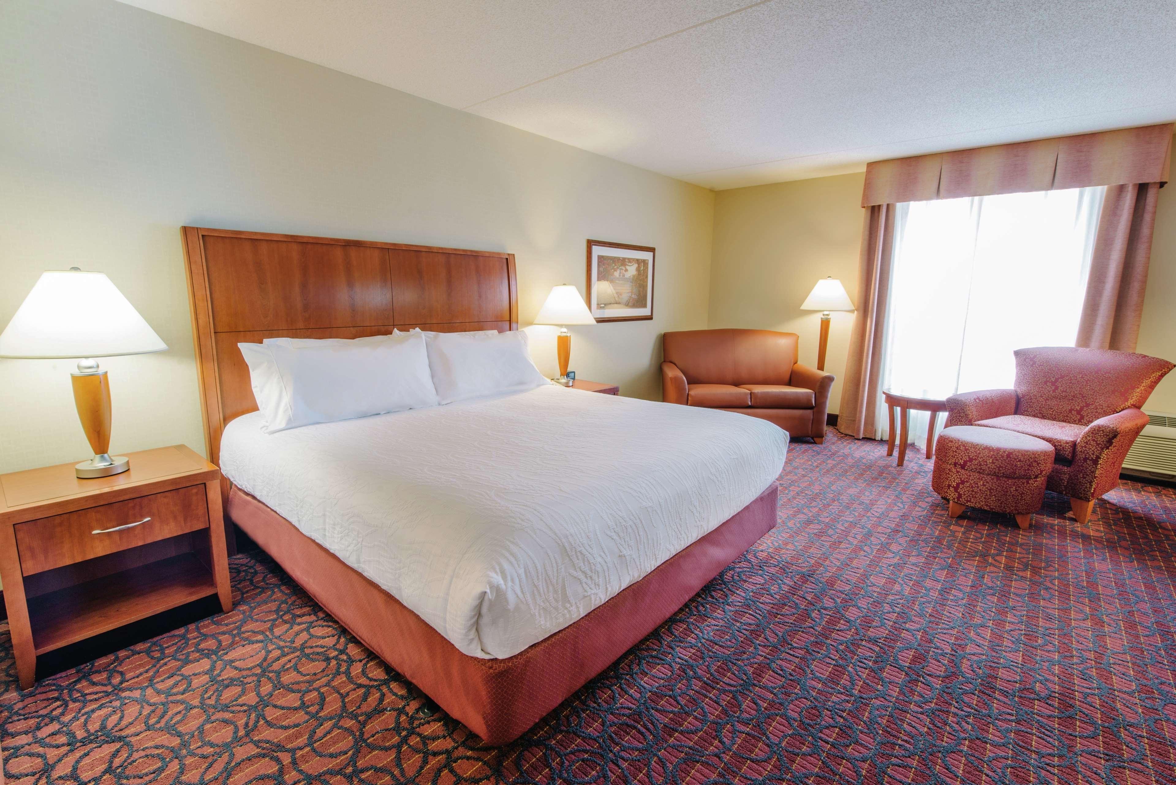Hilton Garden Inn Manchester Downtown Extérieur photo