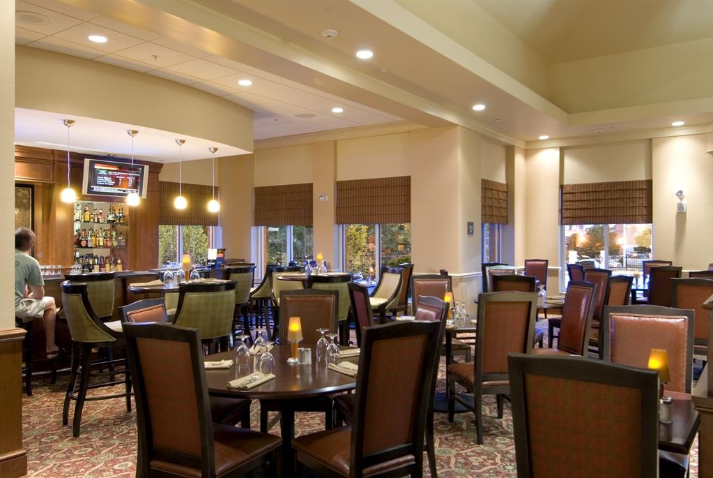 Hilton Garden Inn Manchester Downtown Restaurant photo
